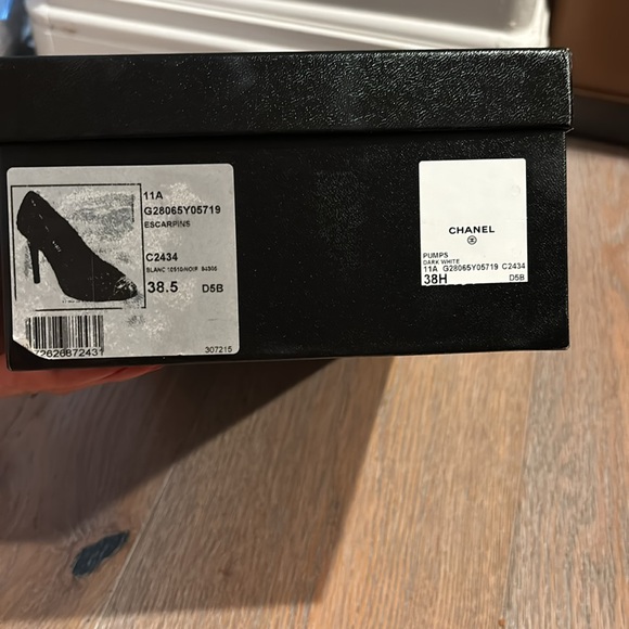 Chanel Cap Toe Pumps - Picture 5 of 7